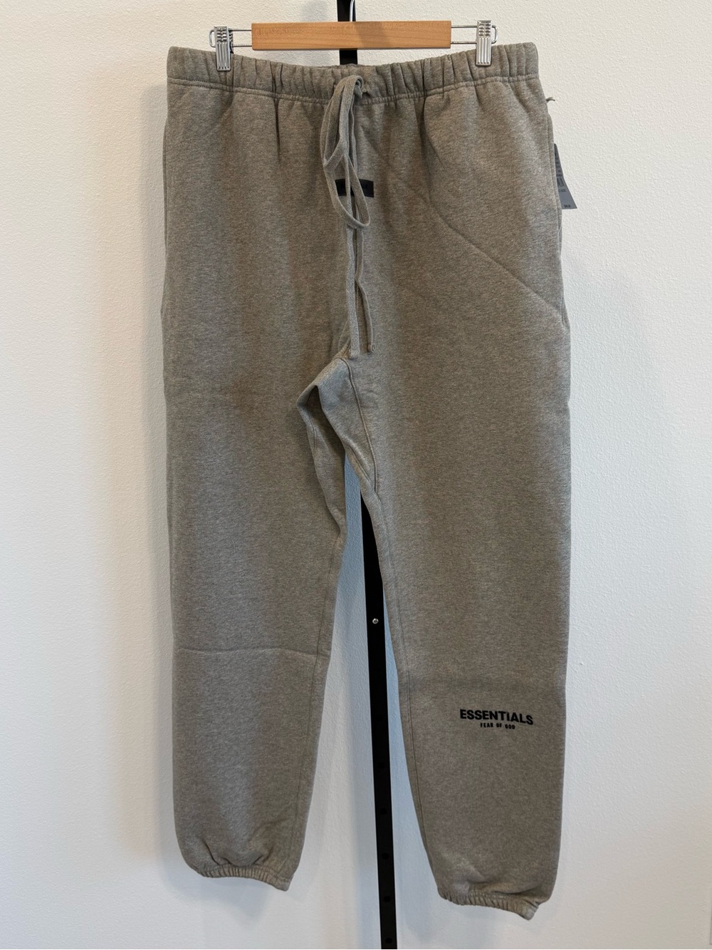 NWT Fear of God ESSENTIALS Men's Dark Oatmeal Jogger Sweatpants XL Streetwear